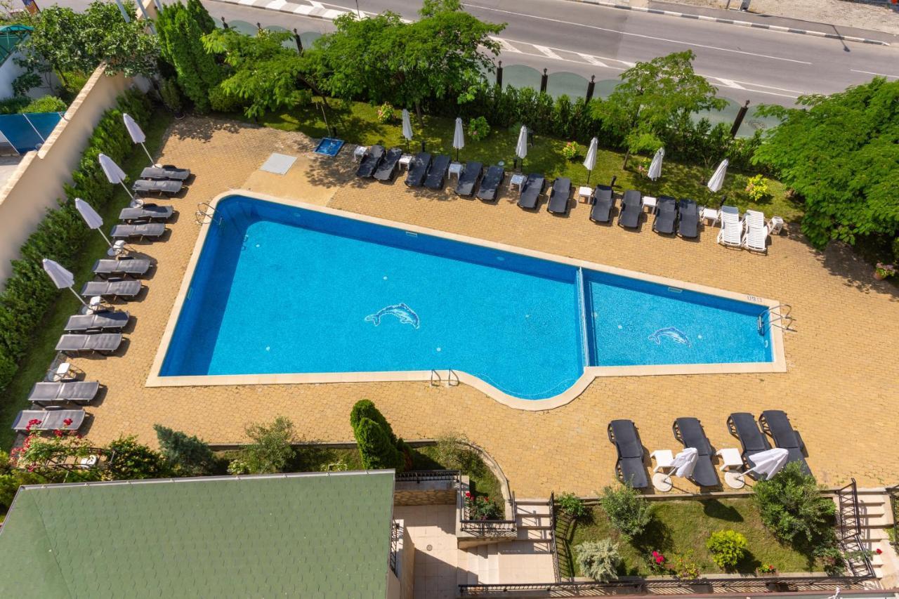 Hotel Julia Sveti Vlas Exterior photo